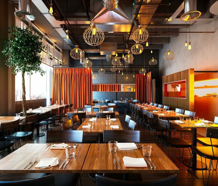 Strasser Design Ingenium – Grafikdesign, Texte, Konzepte Leerer Gastraum eines Restaurants.