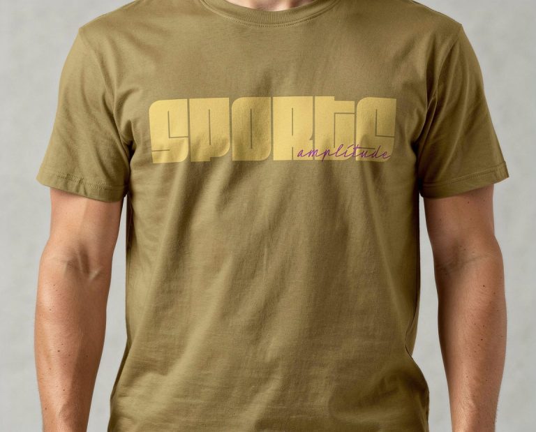 Braunes T-Shirt mit auffälligem, grafischen Text in Gelb und Violett.