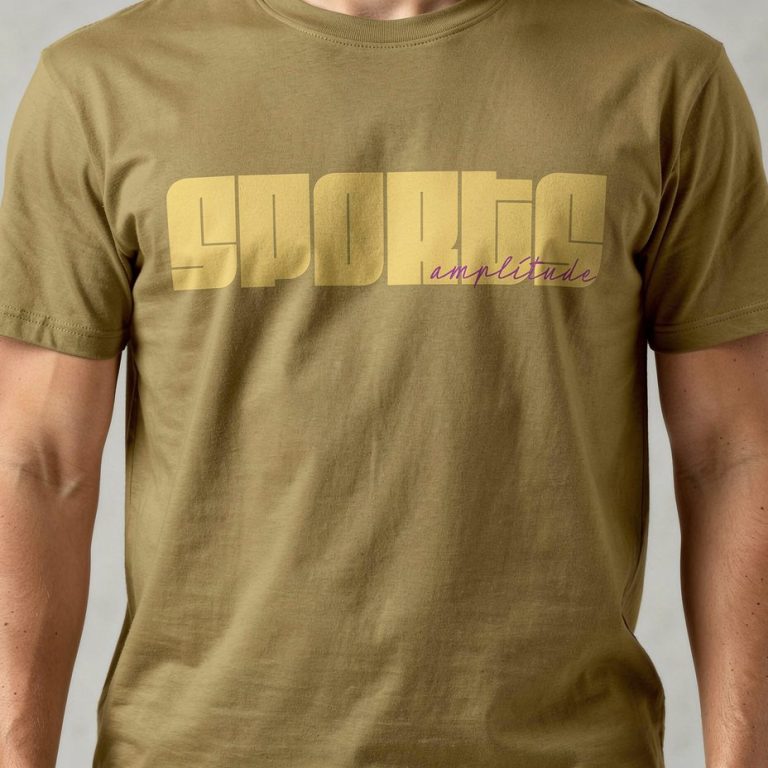Bedrucktes T-Shirt Braunes T-Shirt mit dem Text "SPORTS" in gelber und lila Schrift.